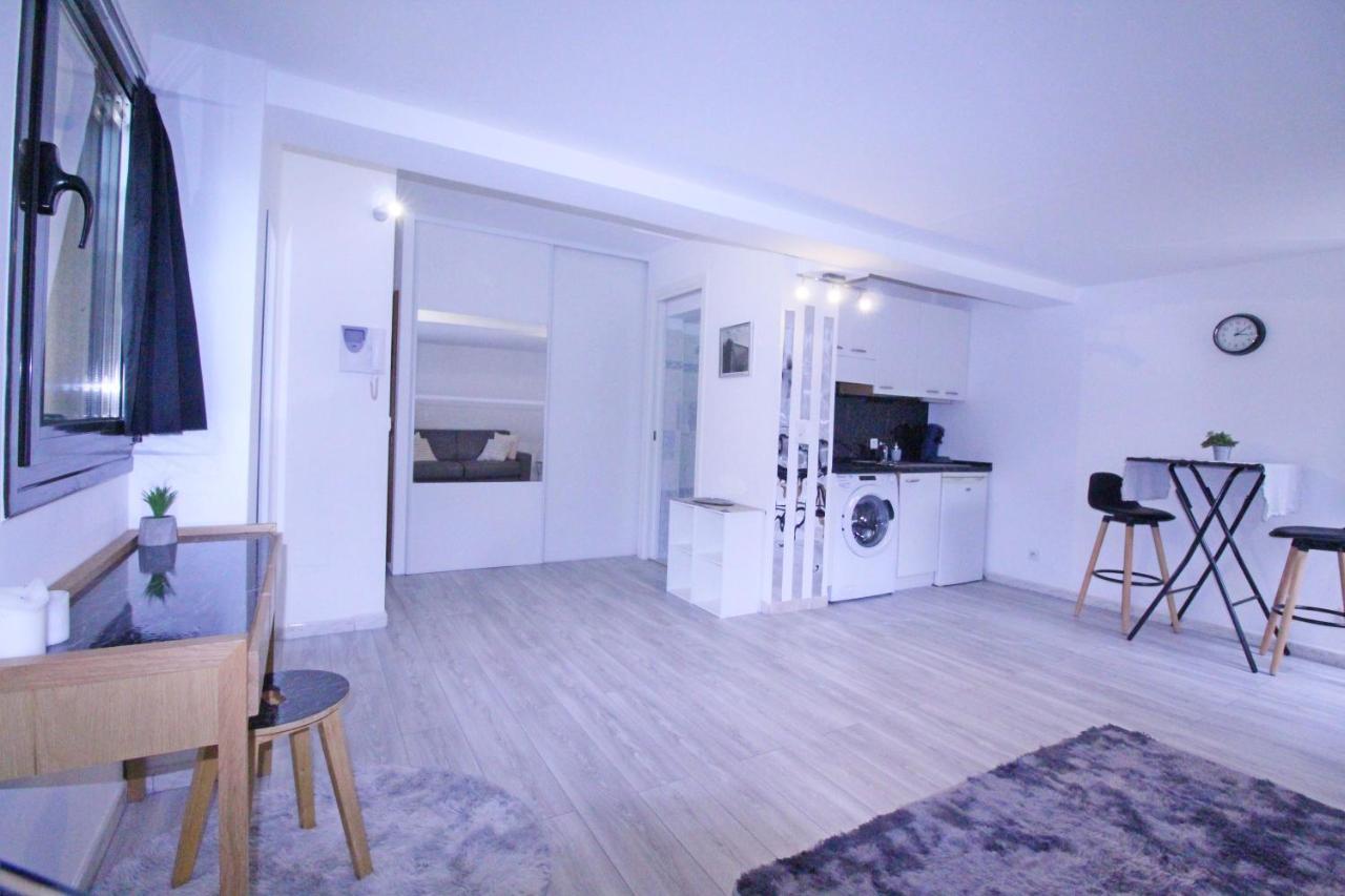 Large Studio Close To Monaco, Bnb Ric' Keys Beausoleil Buitenkant foto